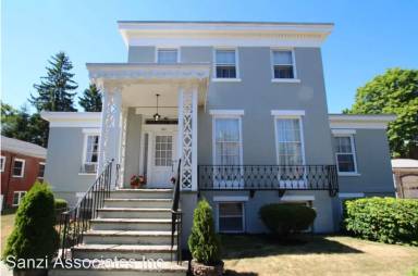 Main picture of 105 Maiden Ln