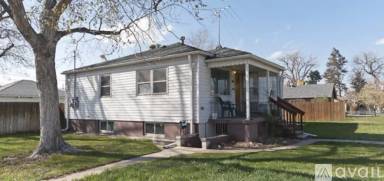 Main picture of 2995 S Fox St