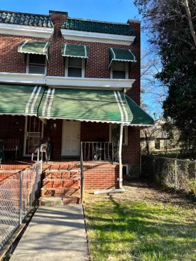 Main picture of 49 S Culver St