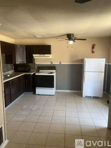 Main picture of 8339 White Settlement Rd
