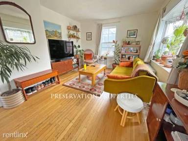 Main picture of 49 Jerome Ave