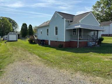 Main picture of 1310 Maple St