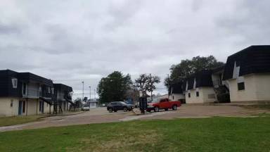 Main picture of 206 N Pine Ave