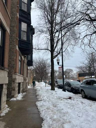 Main picture of 4108 N Southport Ave