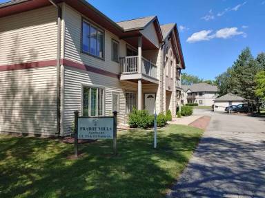 Main picture of 321 Prairie Ave