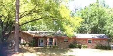 Main picture of 205 Country Club Cir