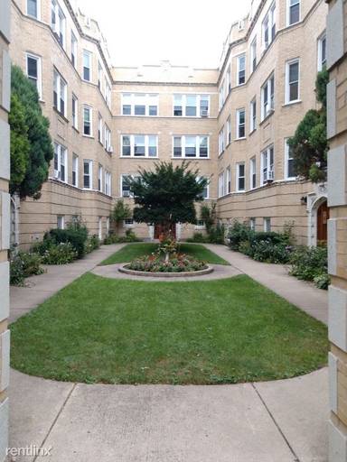 Main picture of 1436-40 W Thorndale Ave Apartments
