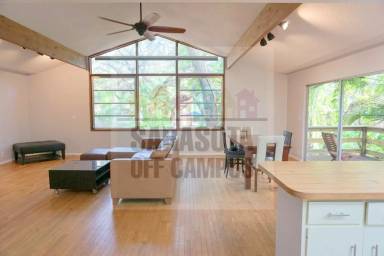 Main picture of 1303 46th St