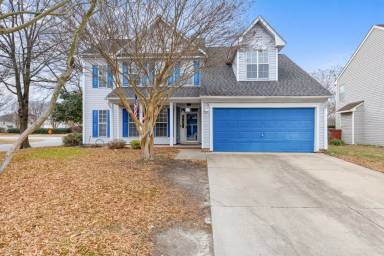Main picture of 6701 Lake Cove Ct