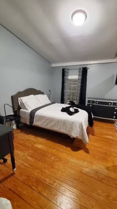 Main picture of 106 Exchange St