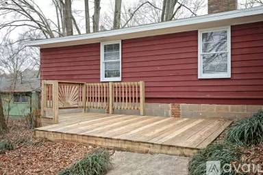 Main picture of 4826 Logan Rd