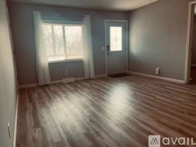 Main picture of 215 Dee St
