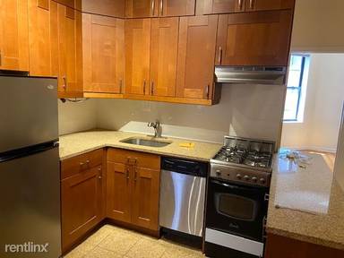Main picture of 354 E 66th St