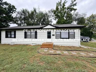 Main picture of 8704 W 70th Ter