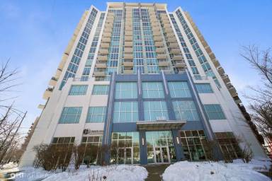 Main picture of Lakeside Tower Condominium