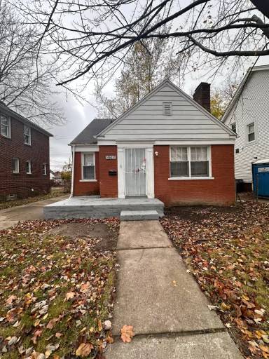 Main picture of 4621 Buckingham Ave