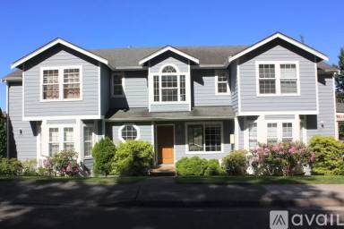 Main picture of 805 Blueberry Ln