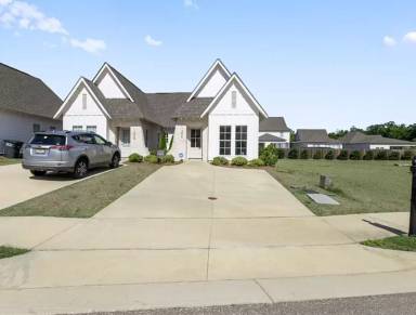 Main picture of 1255 Burrow Cir