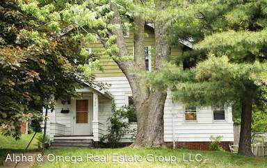 Main picture of 728 W 4th St