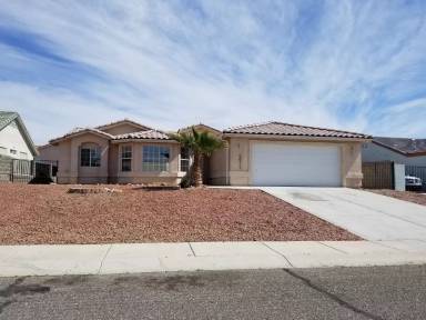 Main picture of 6012 S Iroquois Ct