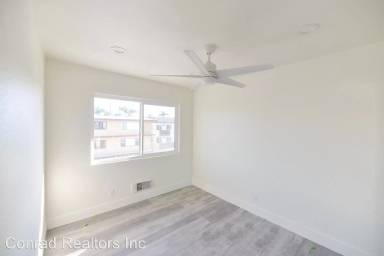 Main picture of 226 Avenida de la Grulla