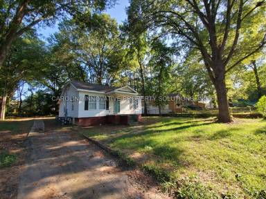 Main picture of 601 Betty St