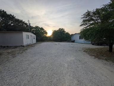 Main picture of 780 County Road 4126