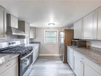 Main picture of 116 Orchard Dr