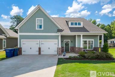 Main picture of 332 Shelby Farms Ln