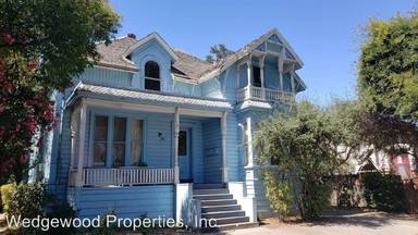 Main picture of 139 N 6th St