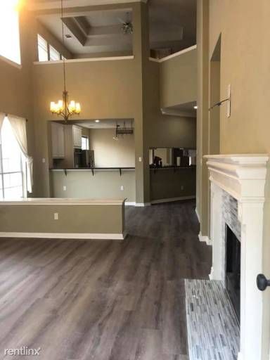 Main picture of 702 Ivy Ct
