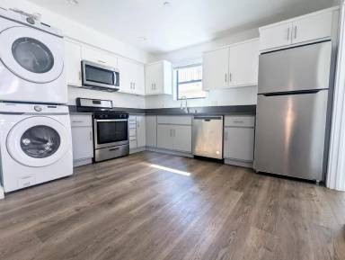 Main picture of 25200 Frampton Ave
