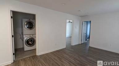 Main picture of 1102 Douglas St