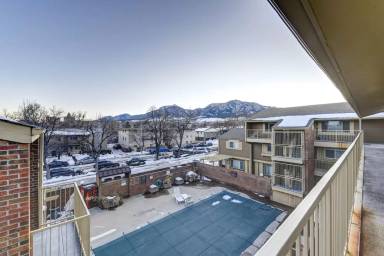 Main picture of Wimbledon Condo