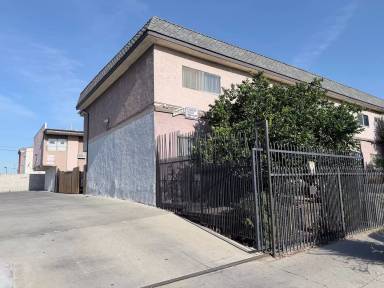 Main picture of 9011 Columbus Ave