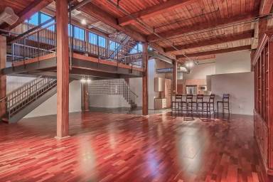 Main picture of 703 N 13th St