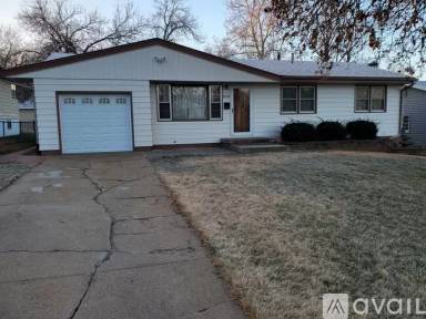 Main picture of 8029 Valley St