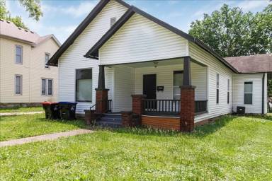 Main picture of 416 Grover St