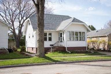 Main picture of 1109 Lyndon St