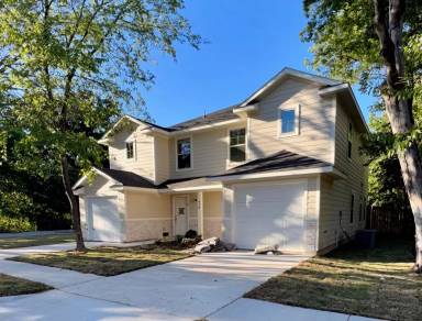 Main picture of 418 S 3rd St