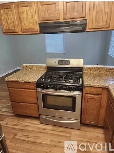 Main picture of 4501 S Prieur St