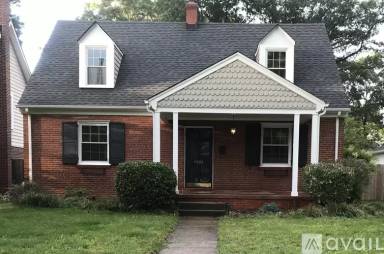 Main picture of 4606 W Franklin St