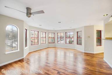 Main picture of 801 47th Ave