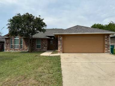 Main picture of 3307 Churchhill Dr