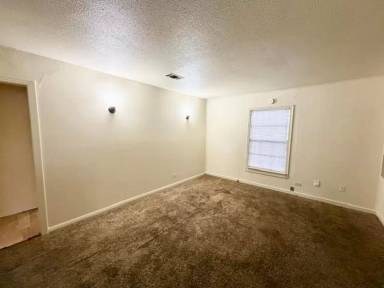 Main picture of 600 Camp Dr