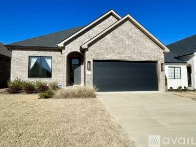 Main picture of 4 Short Leaf Ln