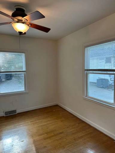 Main picture of 615 Denison Ave
