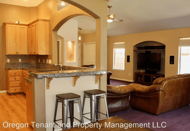 Main picture of 1251 Evergreen Dr