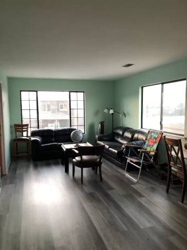 Main picture of 479 Garden Ave