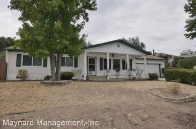 Main picture of 74 S Pioneer Cir